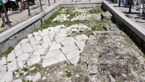 Via Trajani